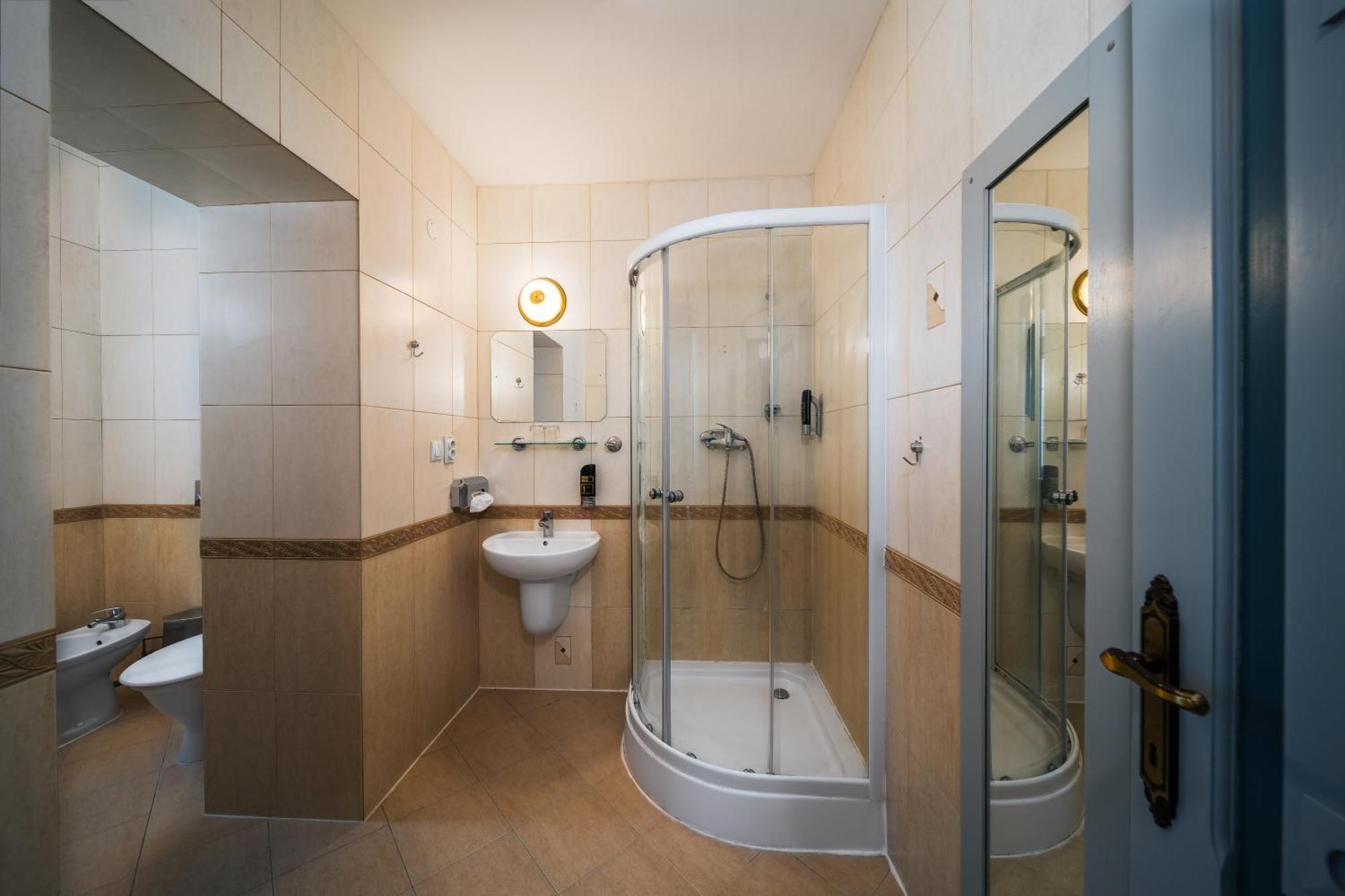 Trenčianske Teplice Hotel Most Slavy מראה חיצוני תמונה